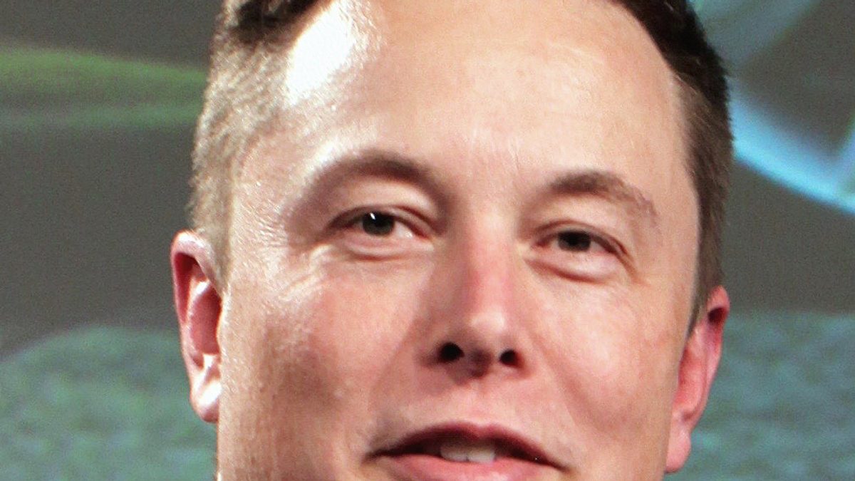 Elon Musk estimează că munca va deveni opțională într-un deceniu