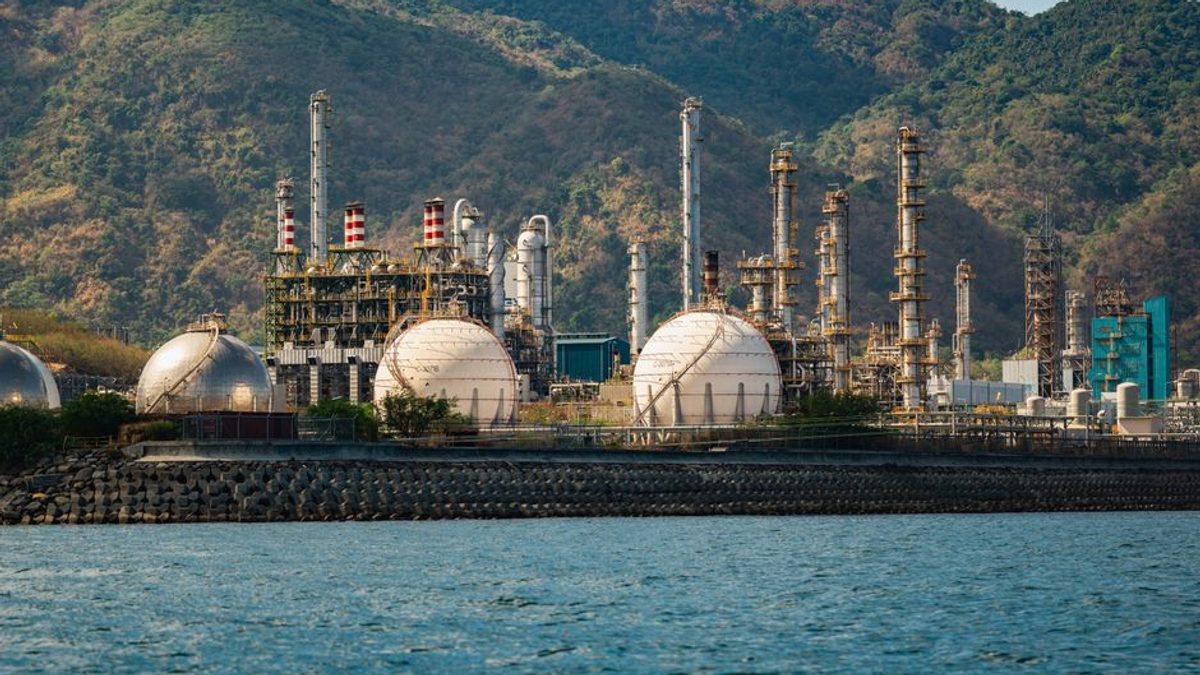 România își exercită dreptul de preempțiune pentru gazele Neptun Deep, vizate și de Ungaria