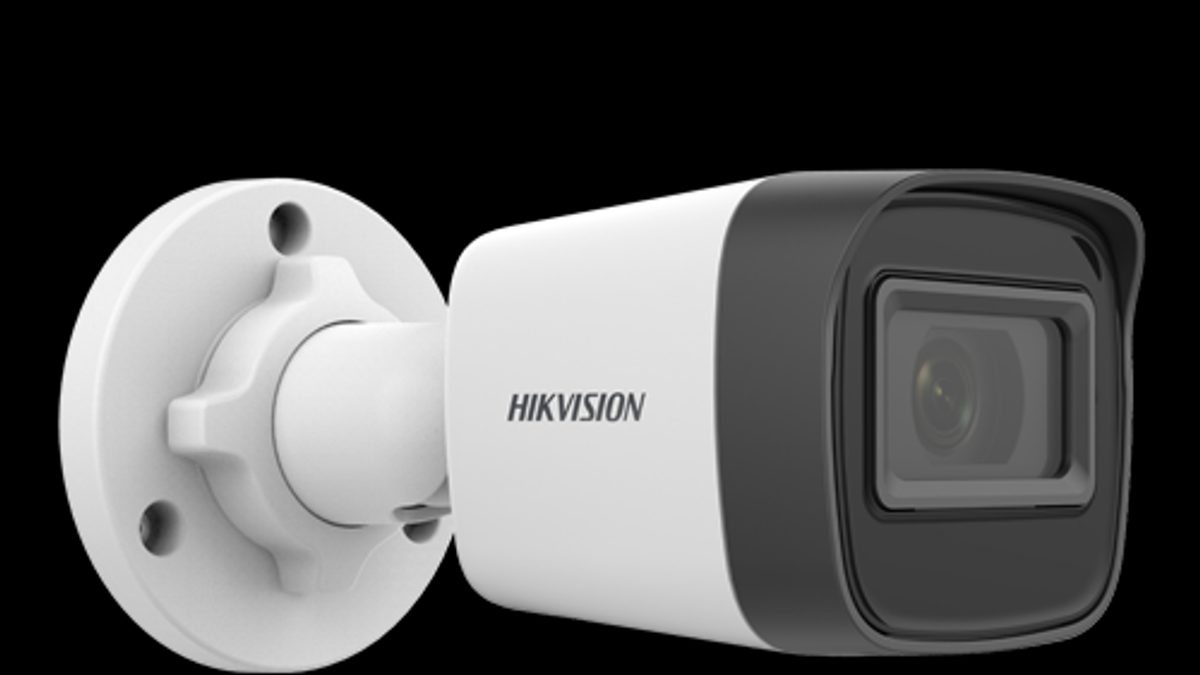 Camera IP Hikvision 4MP în ofertă