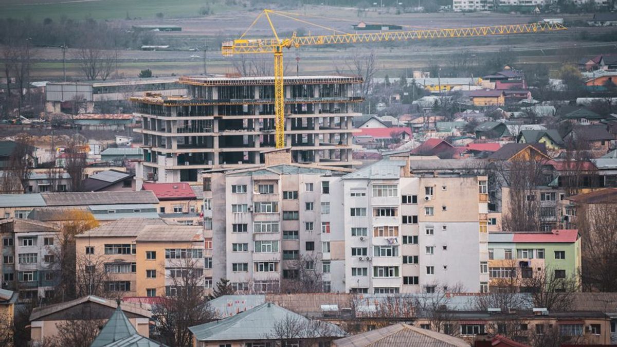 One pregătește 3.200 de locuințe accesibile în București