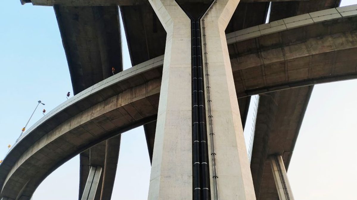A început lansarea tablierului Viaductului 23 de pe A1 Sibiu–Pitești